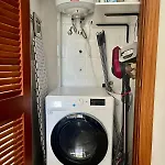 Modern 2 Bed Sea View Pool Access Apartment *
