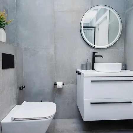 Apartment Modern 2 Bed Sea View Pool Access