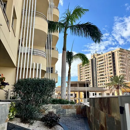 Modern 2 Bed Sea View Pool Access Costa Adeje (Tenerife)