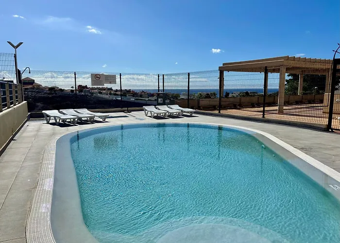 Modern 2 Bed Sea View Pool Access * Costa Adeje (Tenerife)